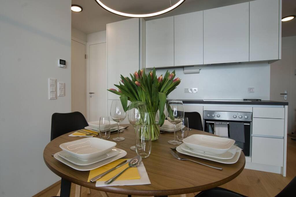 Modern Apartment Near Stadtpark Vienna Luaran gambar